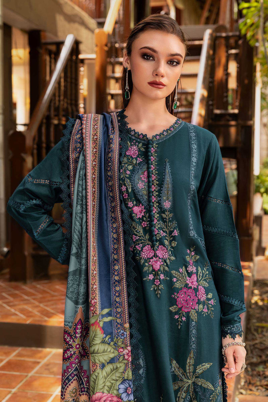 3 Piece Unstitched Embroidered Twill Linen Suit — Teal